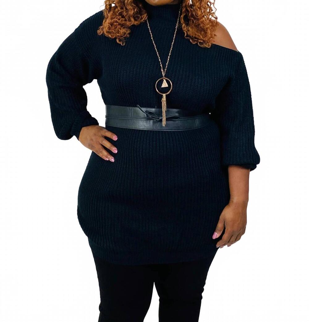 NEW DAVI & DANI deidra cold shoulder sweater - plus in black